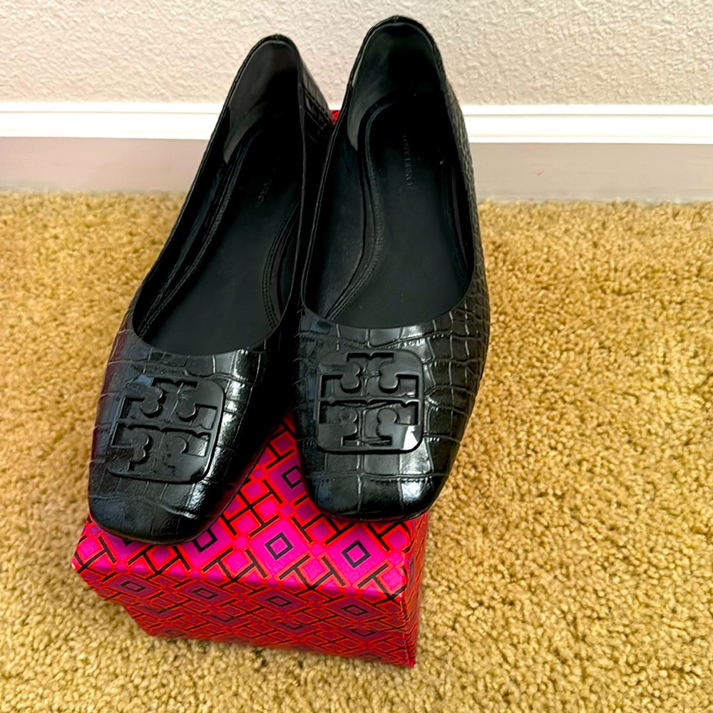 Tory Burch black Georgia ballet